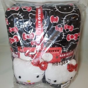 BNWT Hello Kitty Fleece Sleep Set